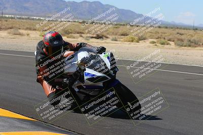 media/Oct-08-2022-SoCal Trackdays (Sat) [[1fc3beec89]]/Turn 16 Inside (1130am)/